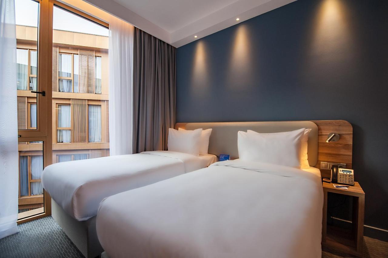 Holiday Inn Express Tbilisi Avlabari By Ihg Eksteriør bilde
