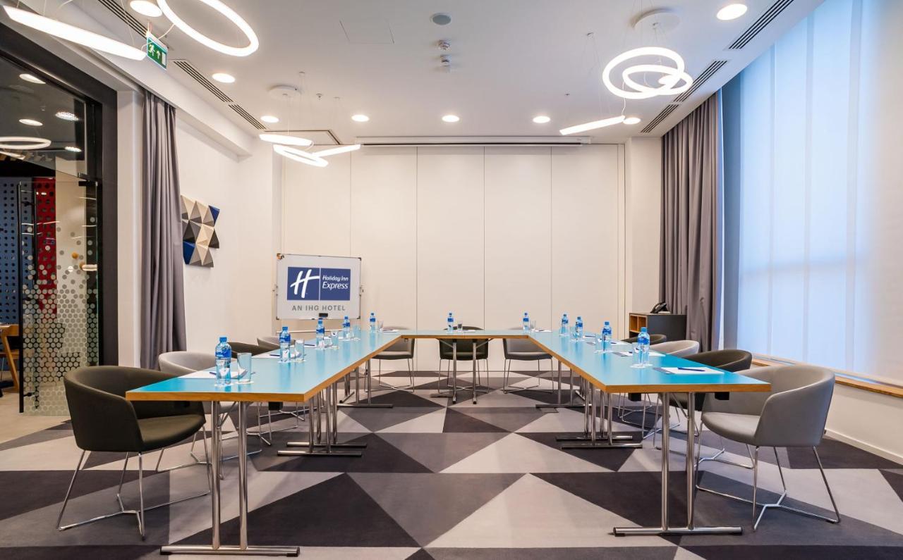 Holiday Inn Express Tbilisi Avlabari By Ihg Eksteriør bilde