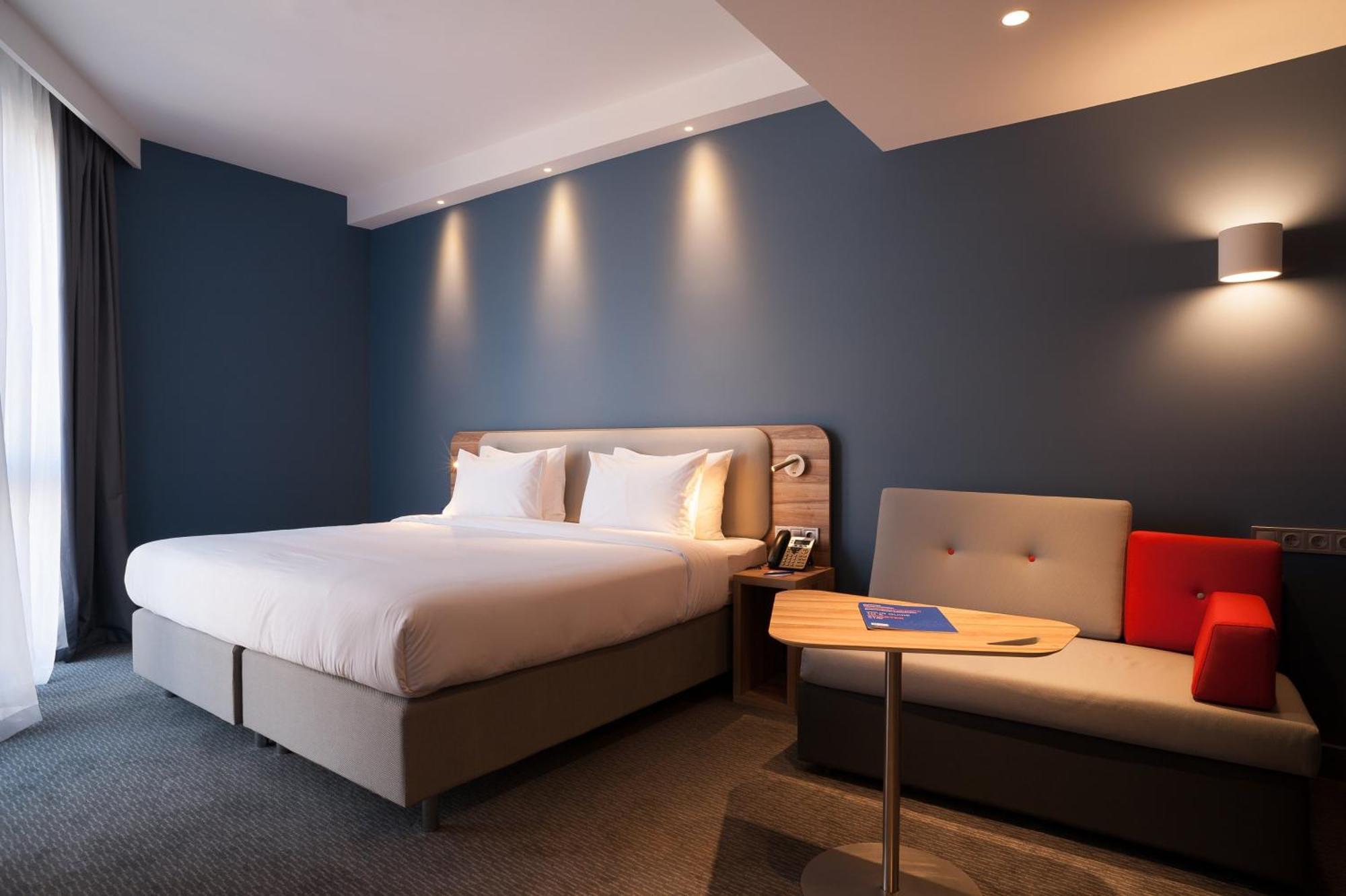 Holiday Inn Express Tbilisi Avlabari By Ihg Eksteriør bilde